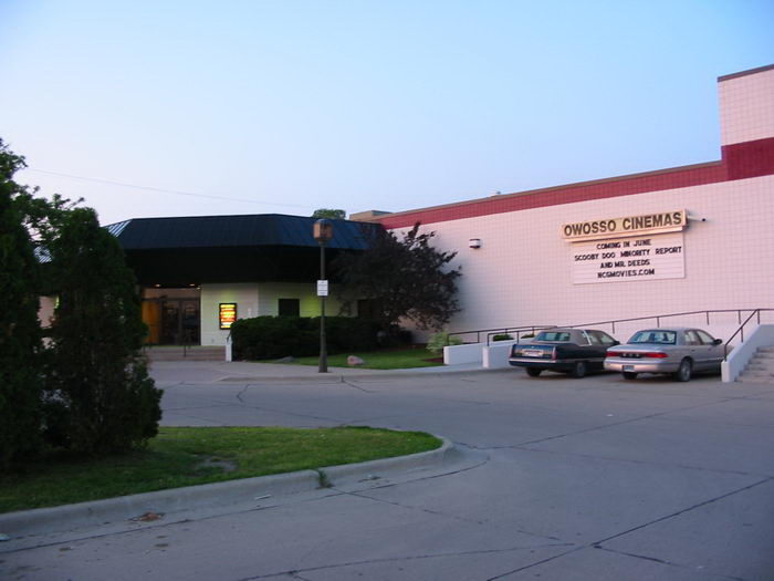 NCG Cinema - Owosso (Owosso Cinemas) - June 2002 (newer photo)